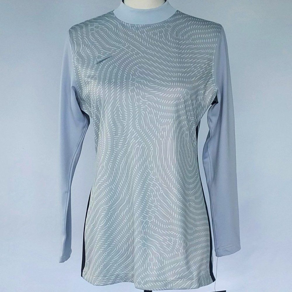 Nike Women's Gardien III Long Sleeve Goalkeeper Jersey Size Medium